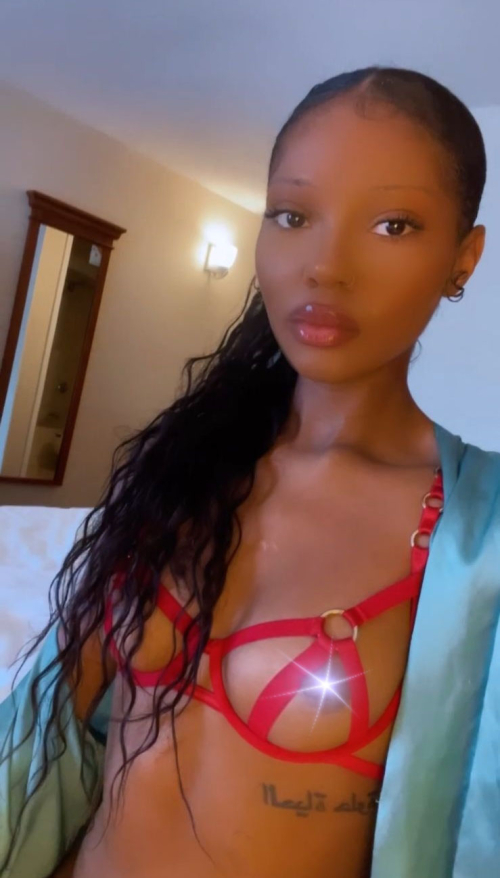 651a764723302_ESTELLE1.jpg