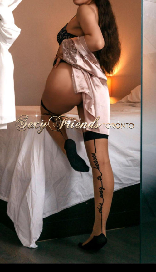 toronto-escort-FERYN